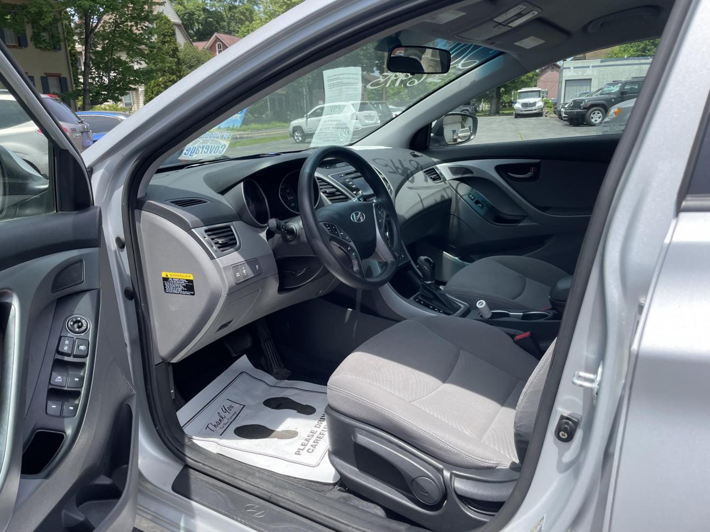 2014 Hyundai Elantra Limited (KMHDH4AE3EU) with an 1.8L L4 DOHC 16V engine, 6-Speed Automatic transmission, located at 101 N. Main Street, Muncy, PA, 17756, (570) 546-5462, 41.207691, -76.785942- Photo#4