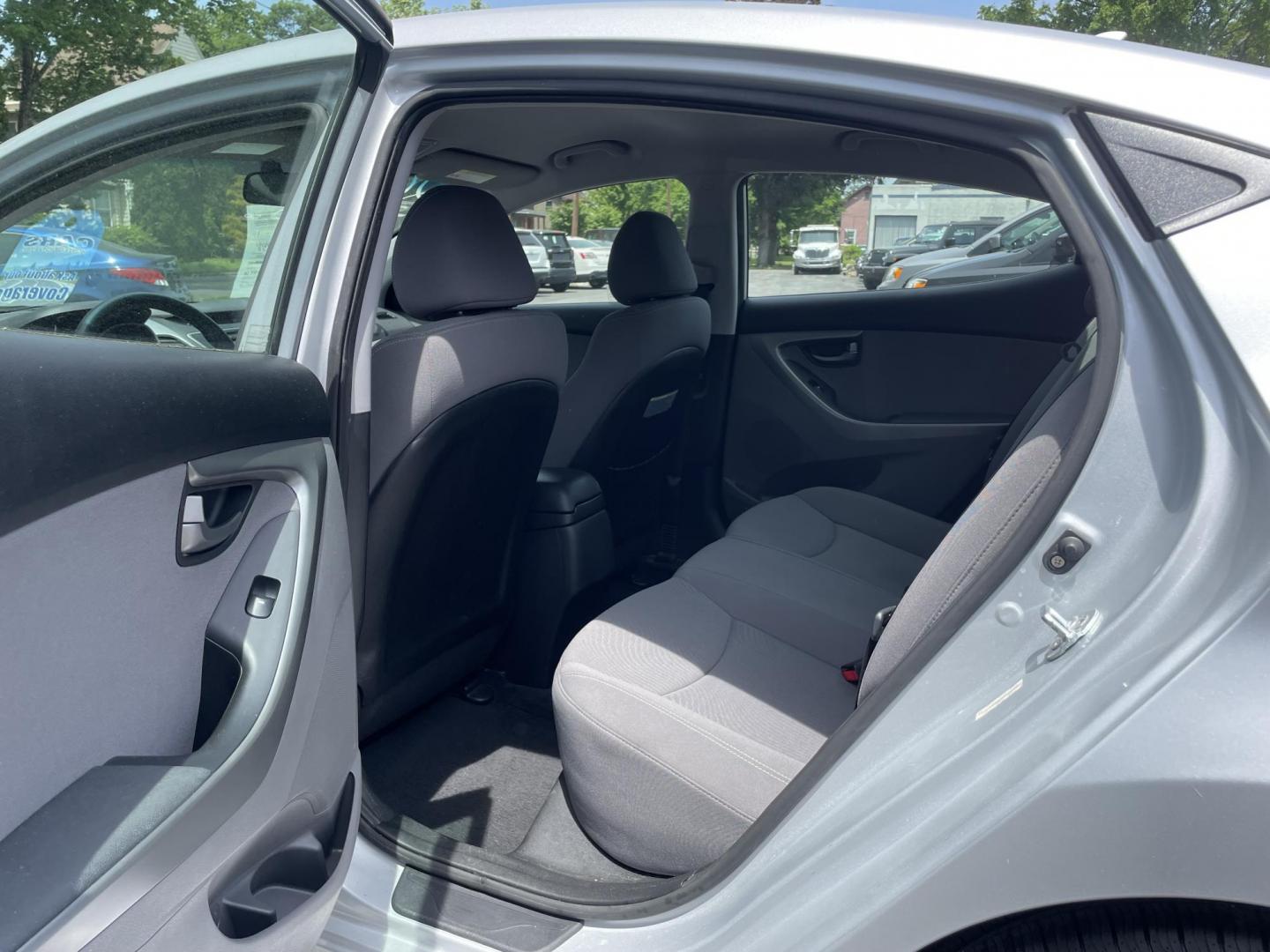 2014 Hyundai Elantra Limited (KMHDH4AE3EU) with an 1.8L L4 DOHC 16V engine, 6-Speed Automatic transmission, located at 101 N. Main Street, Muncy, PA, 17756, (570) 546-5462, 41.207691, -76.785942- Photo#5