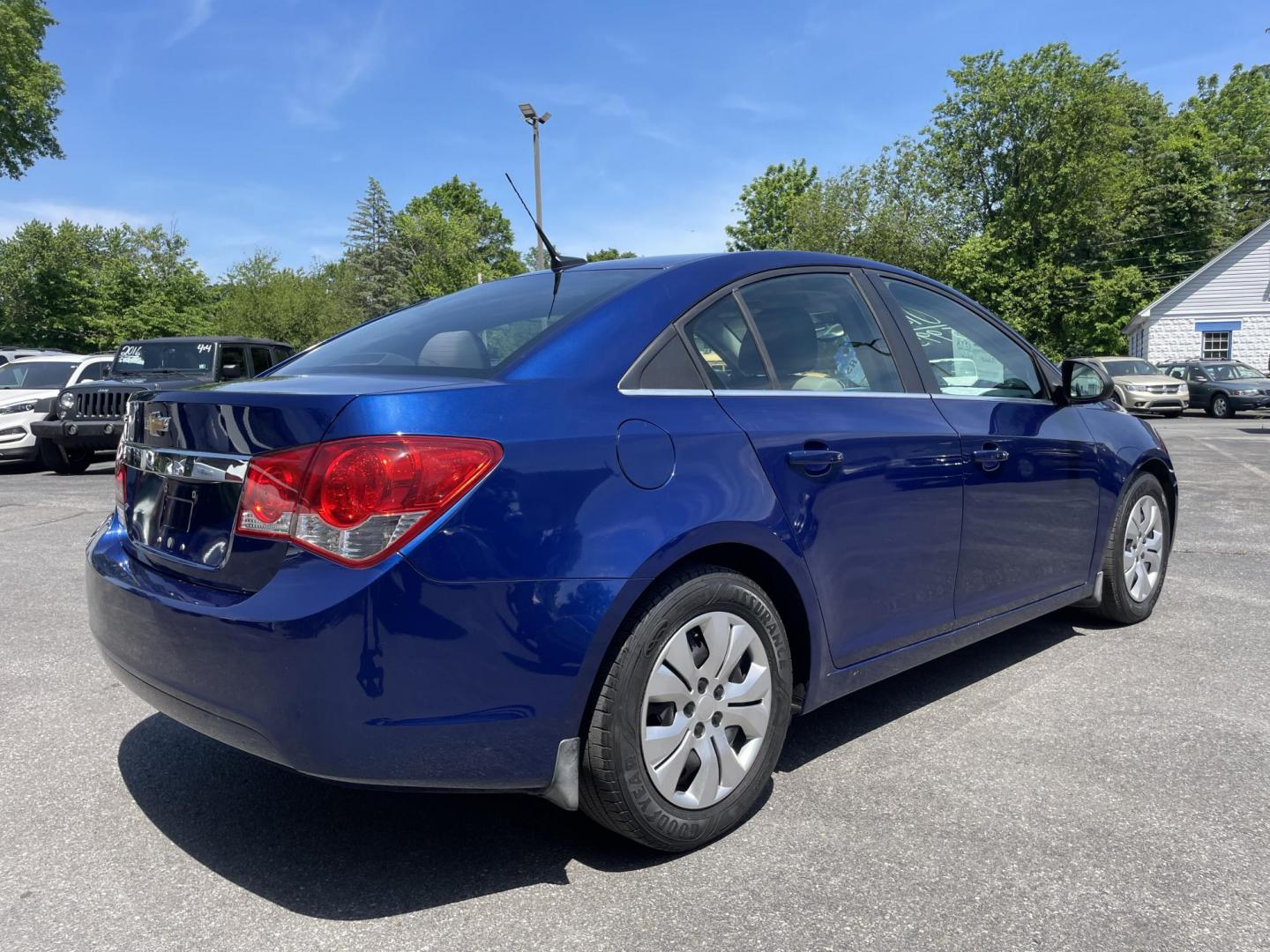 2012 Chevrolet Cruze 2LS (1G1PC5SHXC7) with an 1.8L L4 DOHC 16V FFV engine, 6-Speed Automatic transmission, located at 101 N. Main Street, Muncy, PA, 17756, (570) 546-5462, 41.207691, -76.785942 - Photo#3