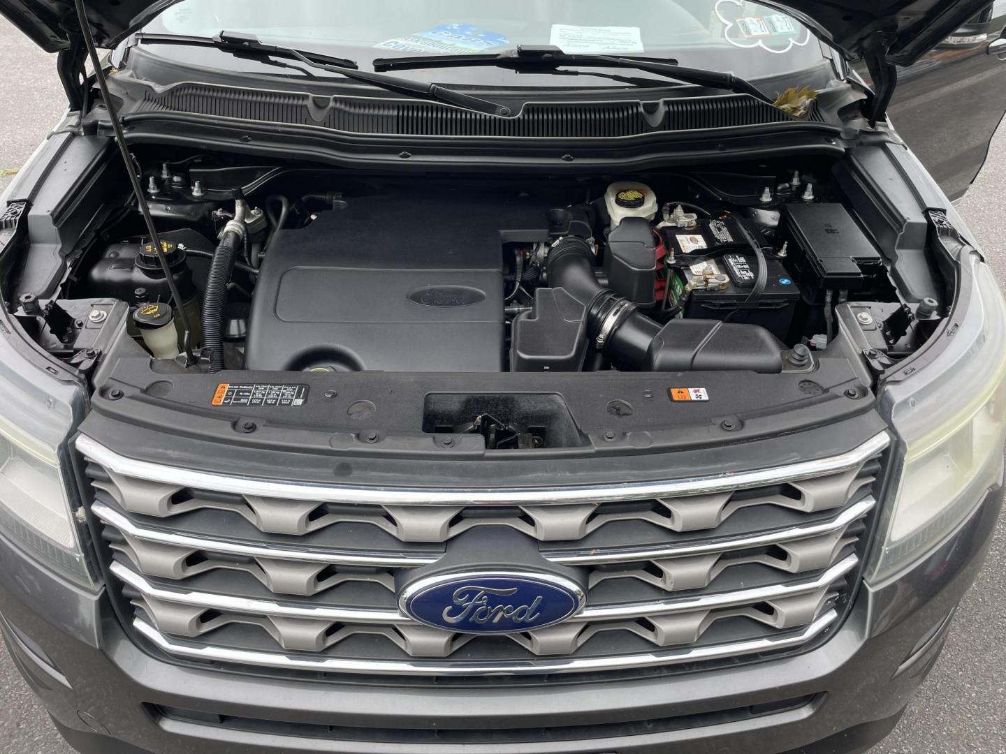 2016 Ford Explorer XLT 4WD (1FM5K8D80GG) with an 3.5L V6 DOHC 24V engine, 6-Speed Automatic transmission, located at 101 N. Main Street, Muncy, PA, 17756, (570) 546-5462, 41.207691, -76.785942 - Photo#9