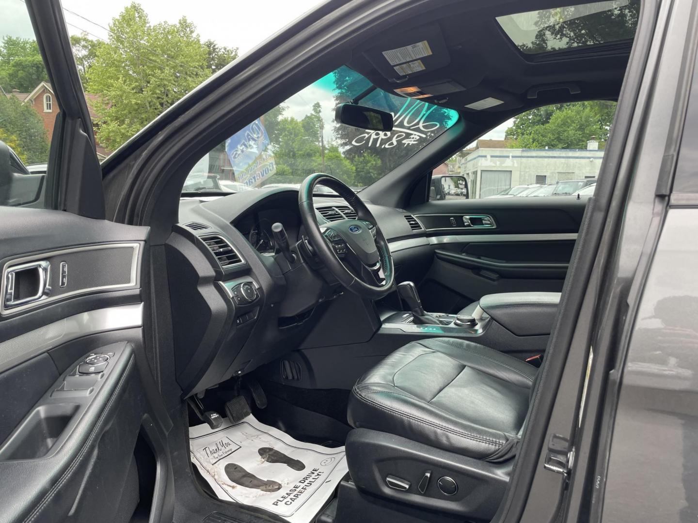 2016 Ford Explorer XLT 4WD (1FM5K8D80GG) with an 3.5L V6 DOHC 24V engine, 6-Speed Automatic transmission, located at 101 N. Main Street, Muncy, PA, 17756, (570) 546-5462, 41.207691, -76.785942 - Photo#5