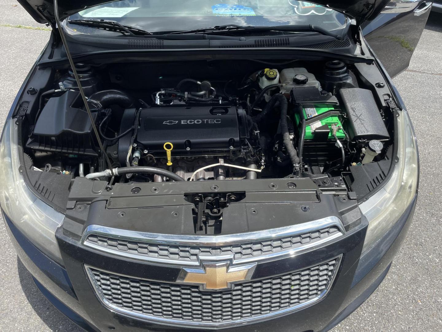 2011 Chevrolet Cruze 2LS (1G1PD5SH6B7) with an 1.8L L4 DOHC 16V FFV engine, 6-Speed Manual transmission, located at 101 N. Main Street, Muncy, PA, 17756, (570) 546-5462, 41.207691, -76.785942 - Photo#7