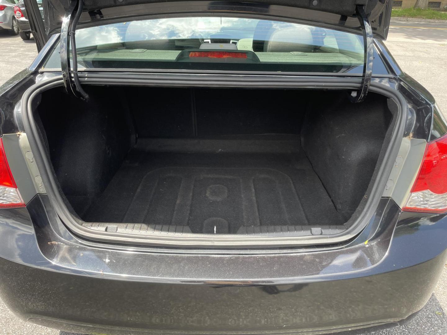 2011 Chevrolet Cruze 2LS (1G1PD5SH6B7) with an 1.8L L4 DOHC 16V FFV engine, 6-Speed Manual transmission, located at 101 N. Main Street, Muncy, PA, 17756, (570) 546-5462, 41.207691, -76.785942 - Photo#6
