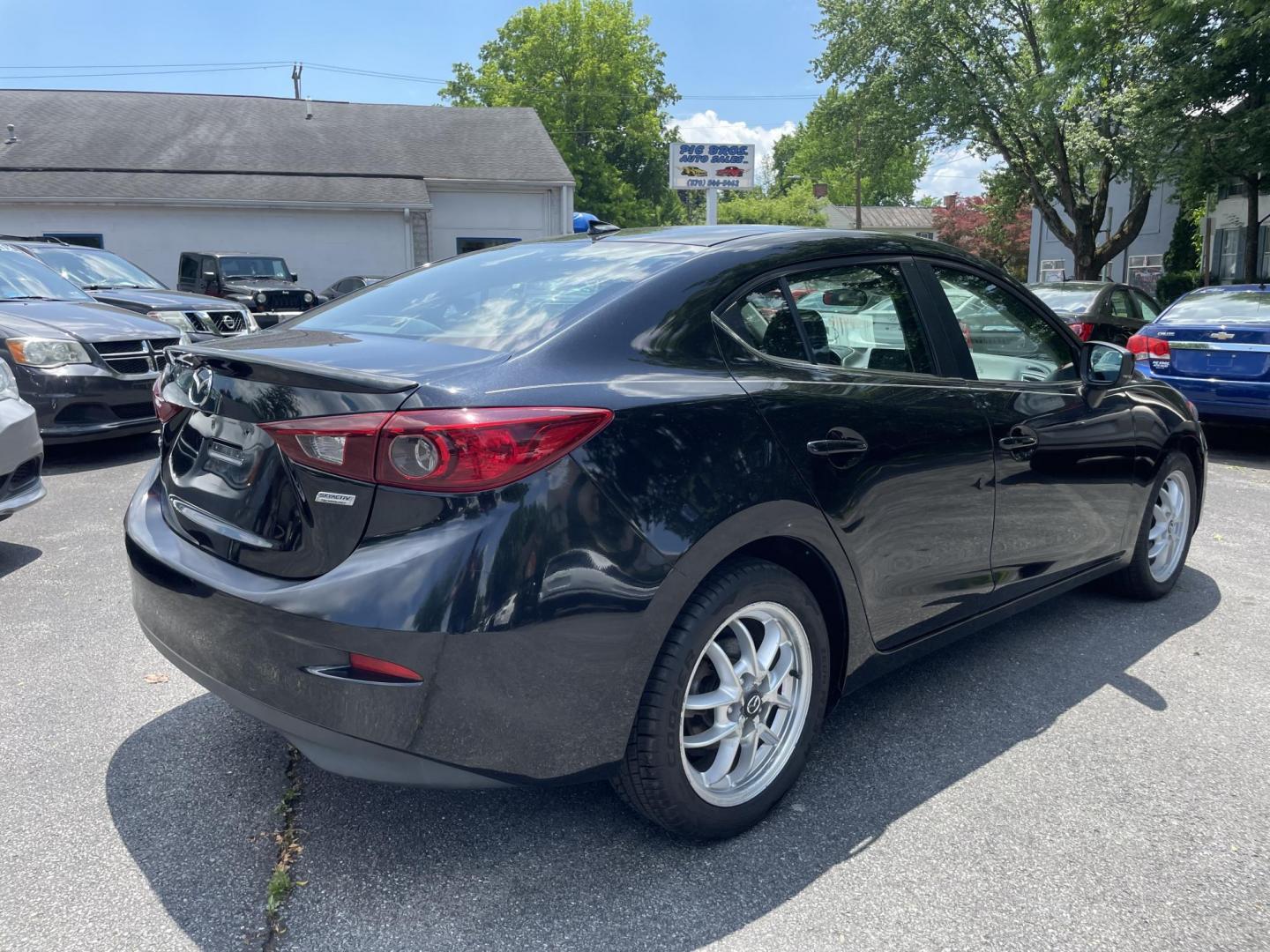 2017 Mazda MAZDA3 s Grand Touring AT 5-Door (3MZBN1W32HM) with an 2.5L L4 DOHC 16V engine, 6A transmission, located at 101 N. Main Street, Muncy, PA, 17756, (570) 546-5462, 41.207691, -76.785942 - Photo#2