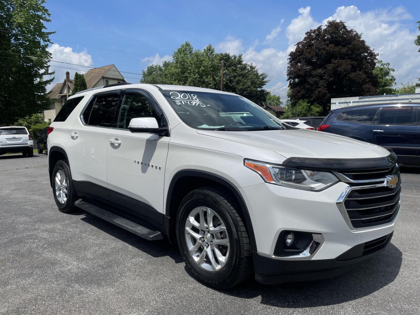 2018 Chevrolet Traverse RS Cloth AWD (1GNEVGKWXJJ) with an 3.6L V6 DOHC 24V engine, 9A transmission, located at 101 N. Main Street, Muncy, PA, 17756, (570) 546-5462, 41.207691, -76.785942 - Photo#0