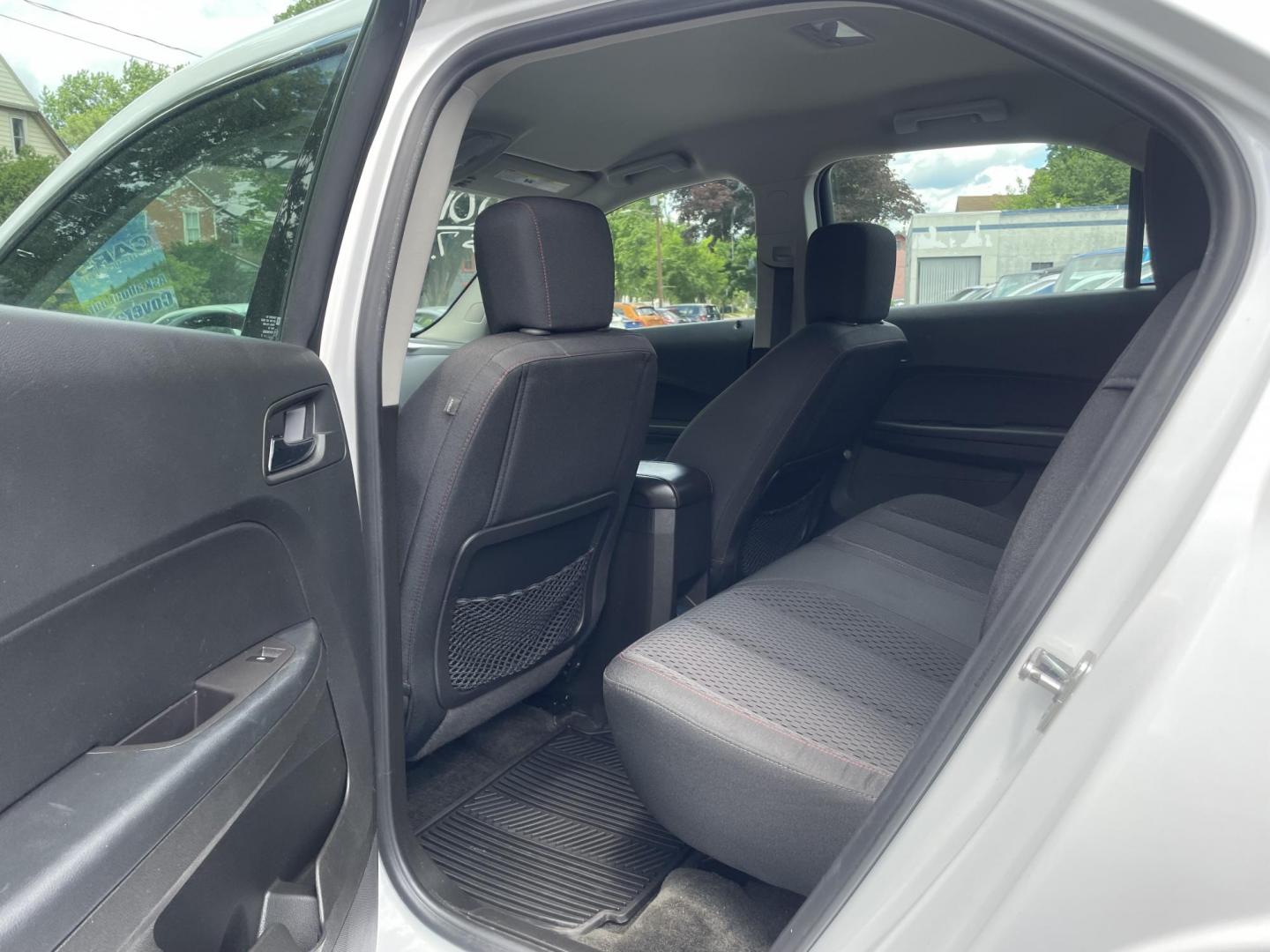 2015 White /black Chevrolet Equinox LS 2WD (2GNALAEK6F6) with an 2.4L L4 DOHC 16V FFV engine, 6-Speed Automatic transmission, located at 101 N. Main Street, Muncy, PA, 17756, (570) 546-5462, 41.207691, -76.785942 - Photo#5