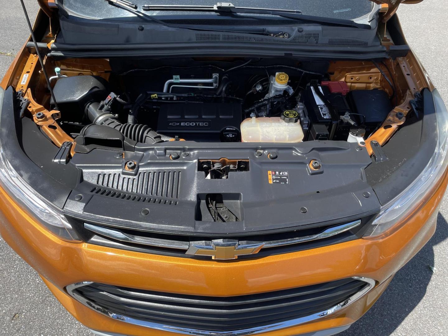 2017 Chevrolet Trax LT AWD (3GNCJPSBXHL) with an 1.4L L4 DOHC 16V engine, 6A transmission, located at 101 N. Main Street, Muncy, PA, 17756, (570) 546-5462, 41.207691, -76.785942 - Photo#8
