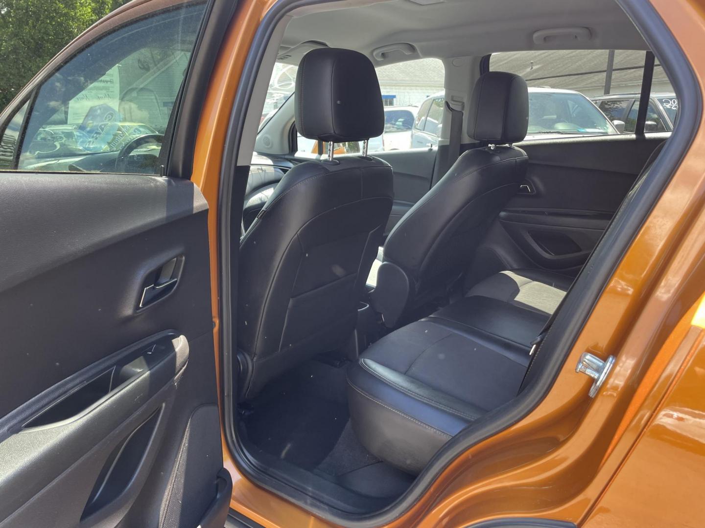 2017 Chevrolet Trax LT AWD (3GNCJPSBXHL) with an 1.4L L4 DOHC 16V engine, 6A transmission, located at 101 N. Main Street, Muncy, PA, 17756, (570) 546-5462, 41.207691, -76.785942 - Photo#6
