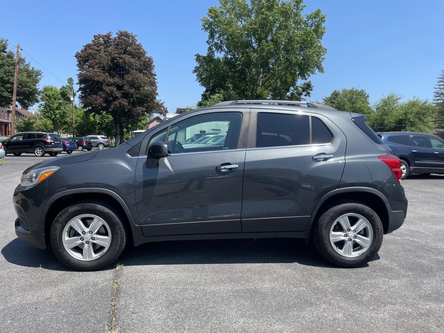 2018 Chevrolet Trax LT AWD (KL7CJPSB9JB) with an 1.4L L4 DOHC 16V engine, 6A transmission, located at 101 N. Main Street, Muncy, PA, 17756, (570) 546-5462, 41.207691, -76.785942- Photo#4
