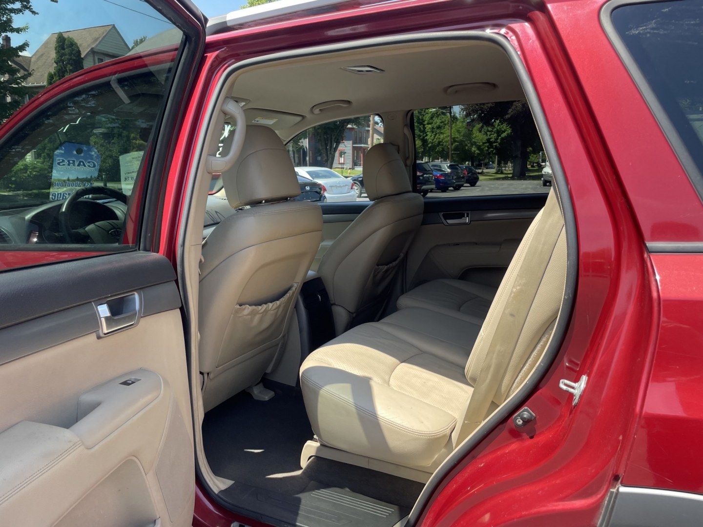 2009 Kia Borrego EX V6 4WD (KNDJH741795) with an 3.8L V6 24V DOHC engine, 5A transmission, located at 101 N. Main Street, Muncy, PA, 17756, (570) 546-5462, 41.207691, -76.785942- Photo#5