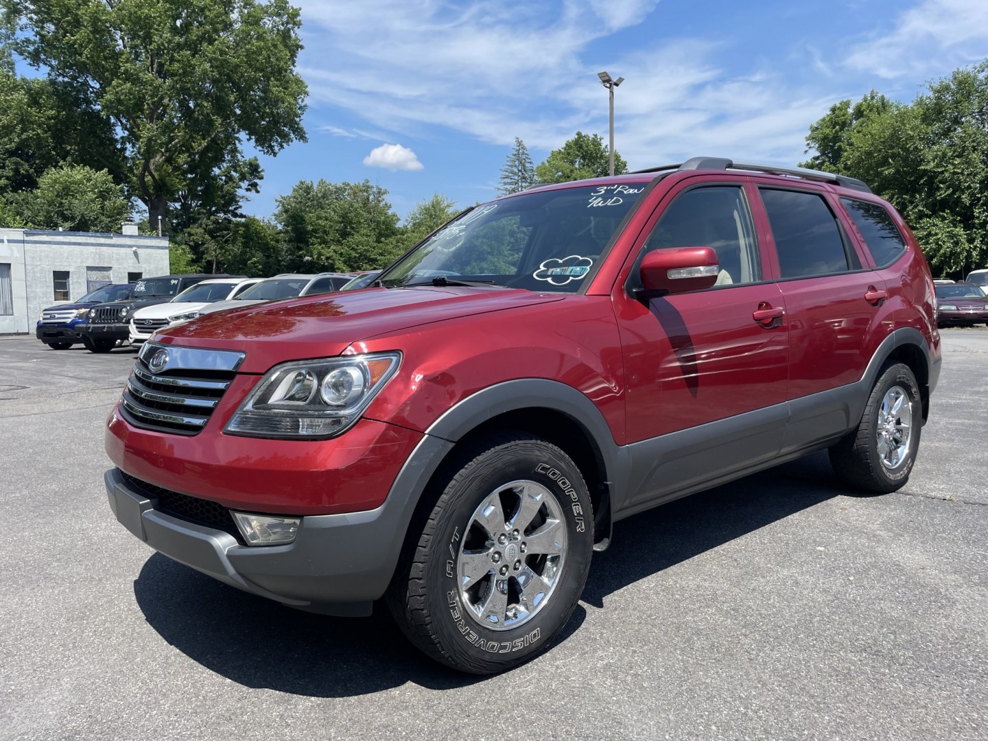 2009 Kia Borrego EX V6 4WD (KNDJH741795) with an 3.8L V6 24V DOHC engine, 5A transmission, located at 101 N. Main Street, Muncy, PA, 17756, (570) 546-5462, 41.207691, -76.785942- Photo#1