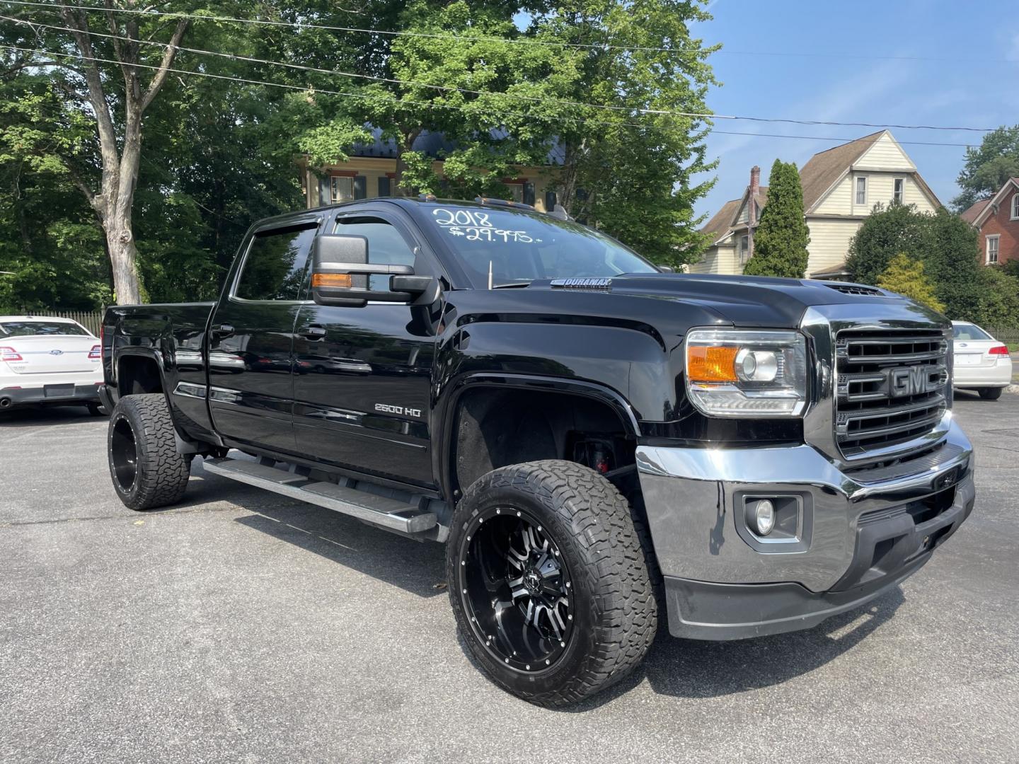 2018 GMC Sierra 2500HD SLE Crew Cab 4WD (1GT12SEY5JF) with an 6.6L V8 OHV 16 DIESEL engine, 6A transmission, located at 101 N. Main Street, Muncy, PA, 17756, (570) 546-5462, 41.207691, -76.785942- Photo#1