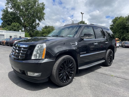 2013 Cadillac Escalade AWD Luxury