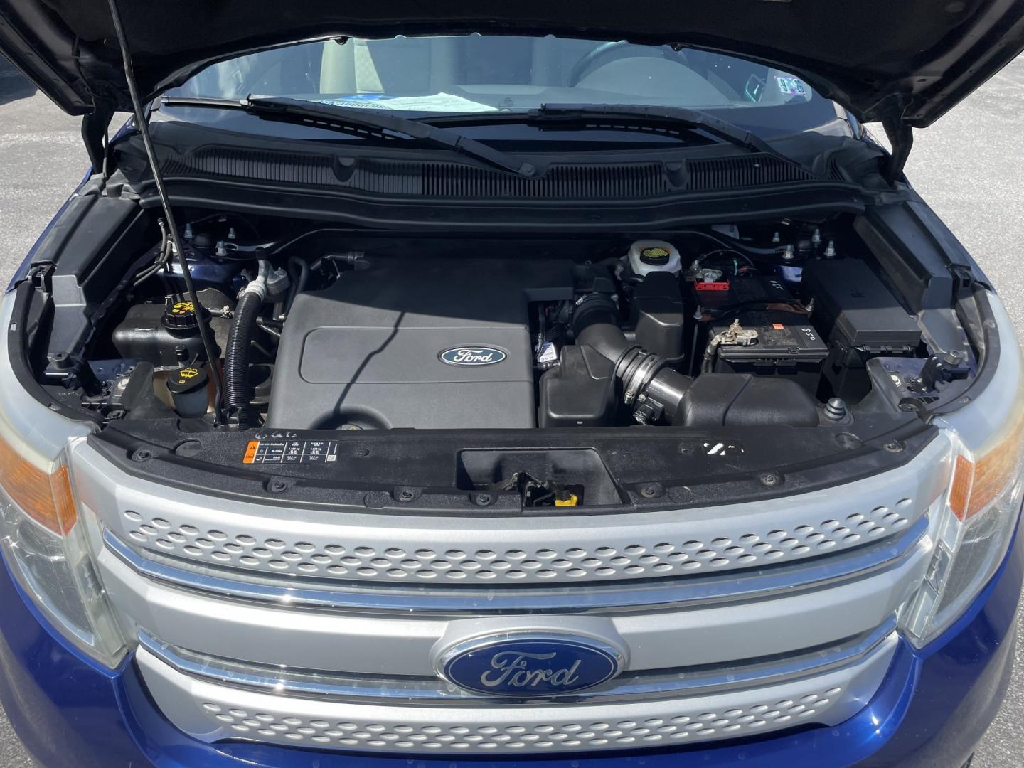 2013 Ford Explorer XLT 4WD (1FM5K8D8XDG) with an 3.5L V6 DOHC 24V engine, 6-Speed Automatic transmission, located at 101 N. Main Street, Muncy, PA, 17756, (570) 546-5462, 41.207691, -76.785942- Photo#9