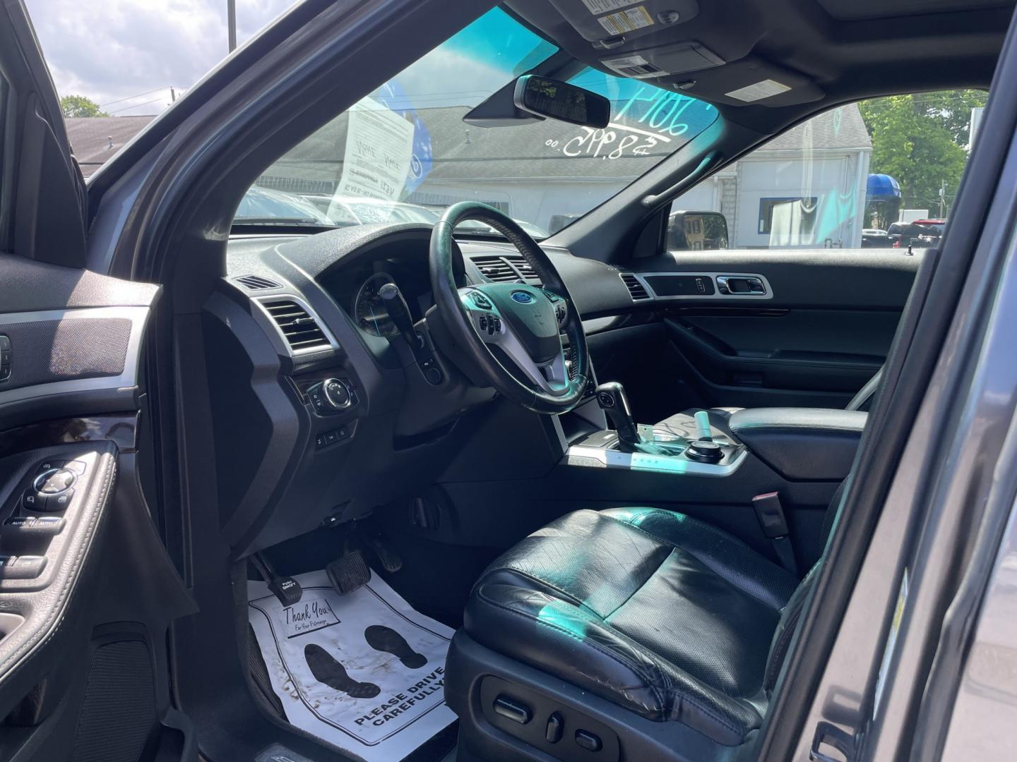 2014 Ford Explorer Limited 4WD (1FM5K8F82EG) with an 3.5L V6 DOHC 24V engine, 6-Speed Automatic transmission, located at 101 N. Main Street, Muncy, PA, 17756, (570) 546-5462, 41.207691, -76.785942- Photo#5