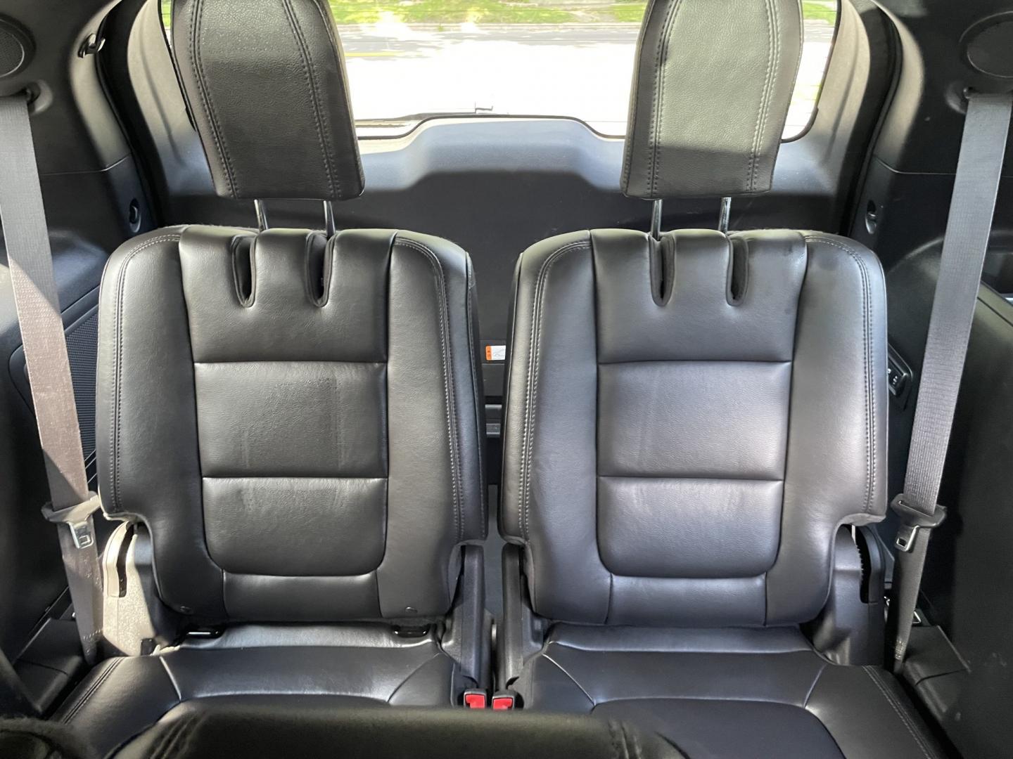2014 Ford Explorer Limited 4WD (1FM5K8F82EG) with an 3.5L V6 DOHC 24V engine, 6-Speed Automatic transmission, located at 101 N. Main Street, Muncy, PA, 17756, (570) 546-5462, 41.207691, -76.785942- Photo#7