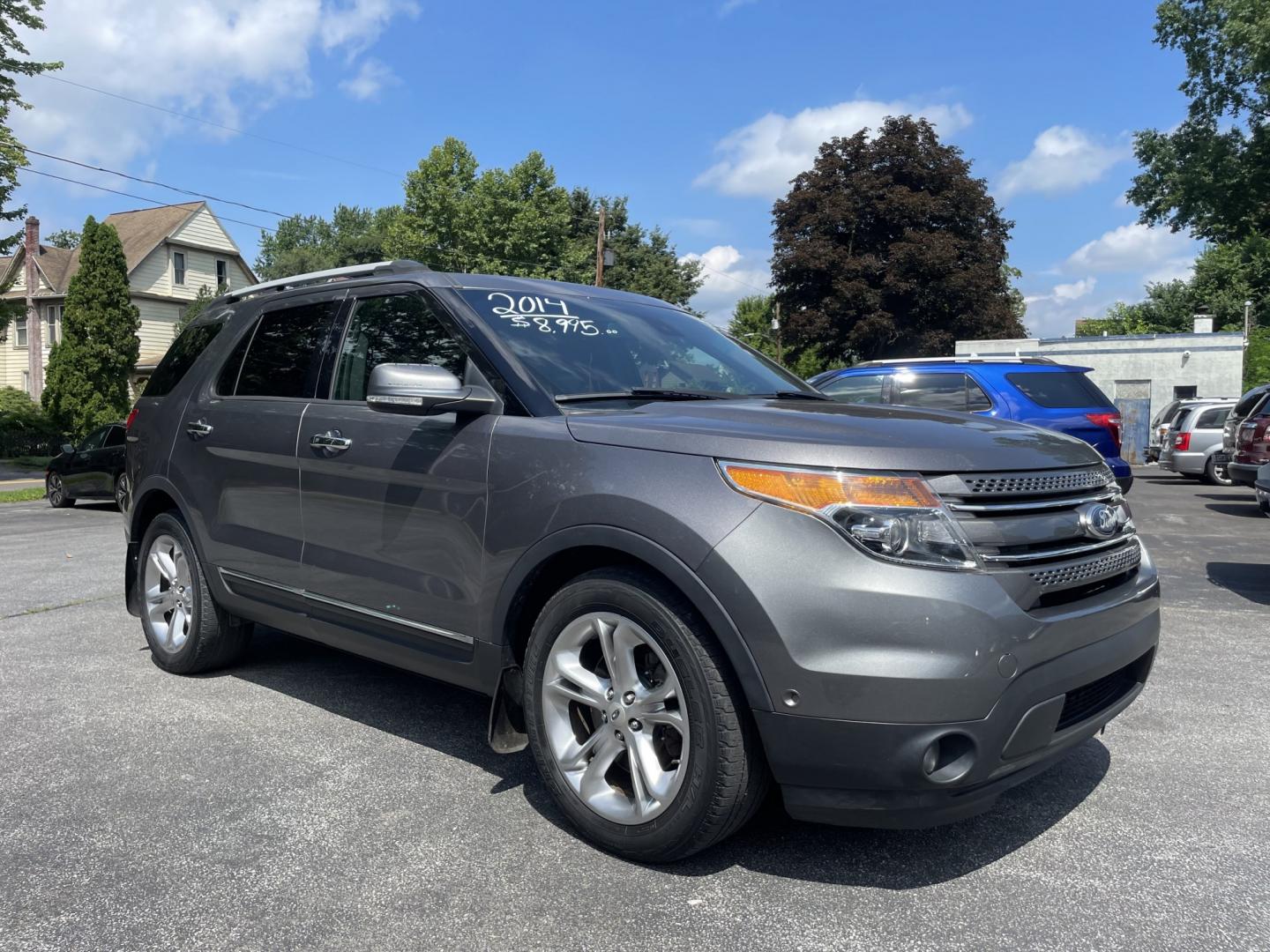 2014 Ford Explorer Limited 4WD (1FM5K8F82EG) with an 3.5L V6 DOHC 24V engine, 6-Speed Automatic transmission, located at 101 N. Main Street, Muncy, PA, 17756, (570) 546-5462, 41.207691, -76.785942- Photo#1