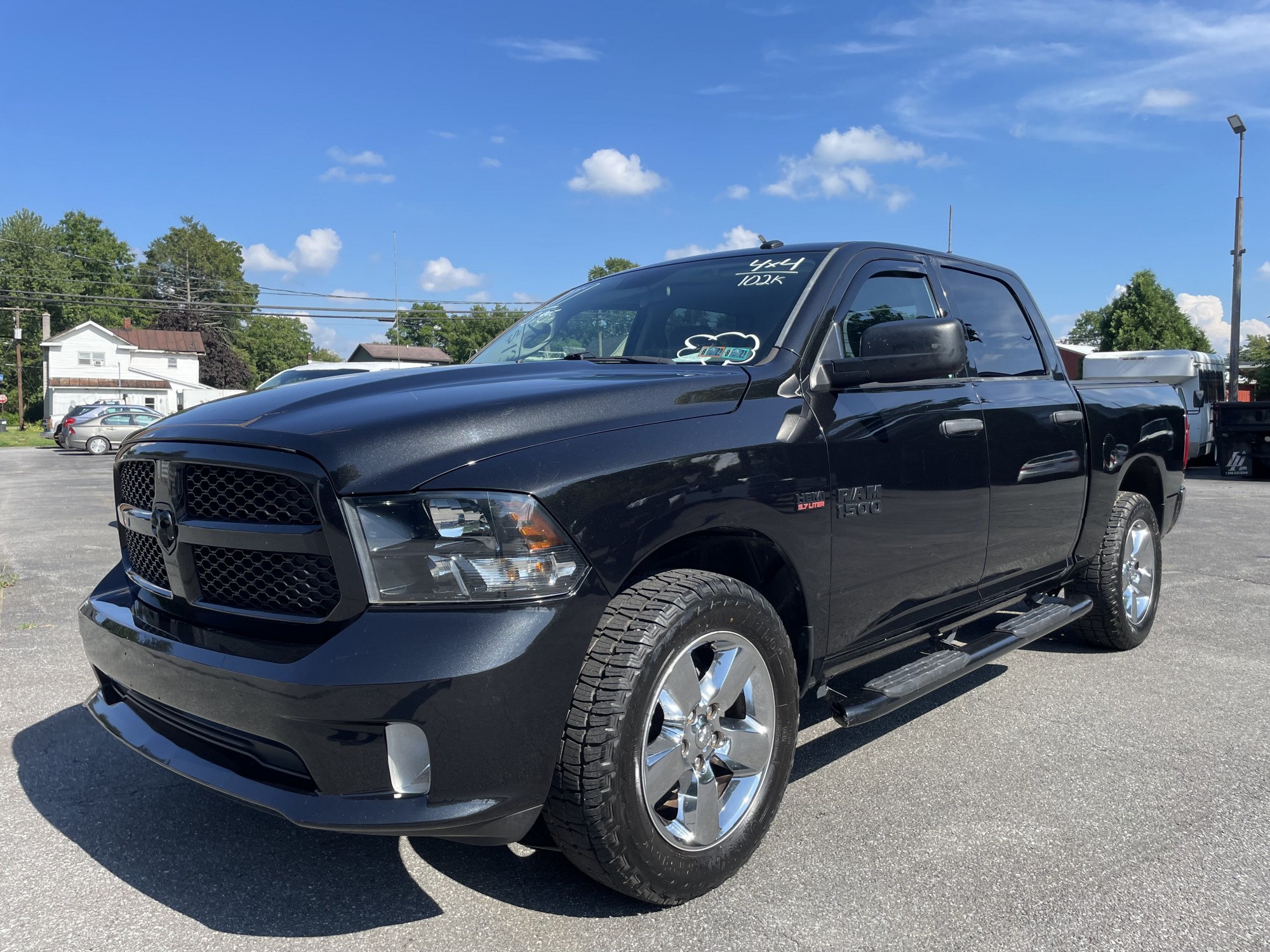 photo of 2017 RAM 1500 Tradesman Crew Cab SWB 4WD
