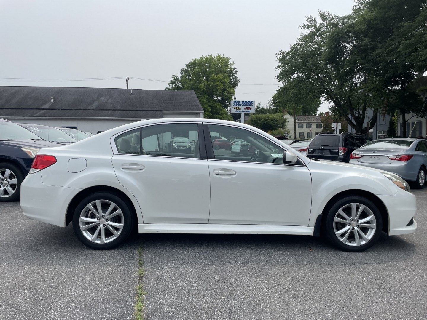 2014 White Subaru Legacy 2.5i Premium (4S3BMBC61E3) with an 2.5L H4 SOHC 16V engine, Continuously Variable Transmission transmission, located at 101 N. Main Street, Muncy, PA, 17756, (570) 546-5462, 41.207691, -76.785942- Photo#4