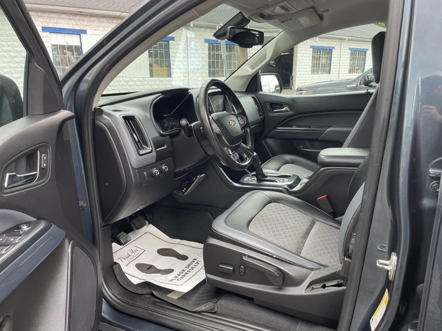 2019 Chevrolet Colorado Z71 Crew Cab 4WD Short Box (1GCGTDEN2K1) with an 3.6L V6 DOHC 24V GAS engine, 6A transmission, located at 101 N. Main Street, Muncy, PA, 17756, (570) 546-5462, 41.207691, -76.785942- Photo#7