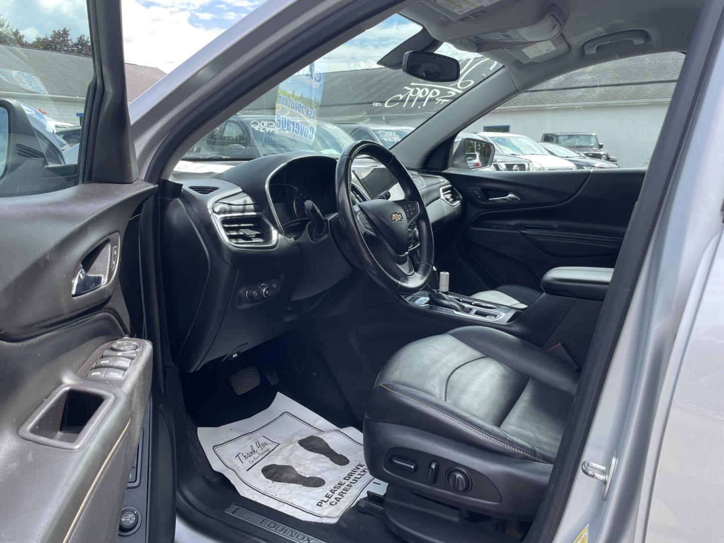 2019 Chevrolet Equinox Premier 2.0 AWD (2GNAXYEX4K6) with an 2.0L L4 DOHC 16V engine, 9A transmission, located at 101 N. Main Street, Muncy, PA, 17756, (570) 546-5462, 41.207691, -76.785942- Photo#5