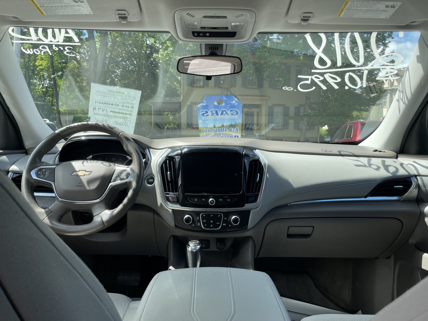 2018 Chevrolet Traverse LT Cloth AWD (1GNEVGKWXJJ) with an 3.6L V6 DOHC 24V engine, 9A transmission, located at 101 N. Main Street, Muncy, PA, 17756, (570) 546-5462, 41.207691, -76.785942- Photo#4