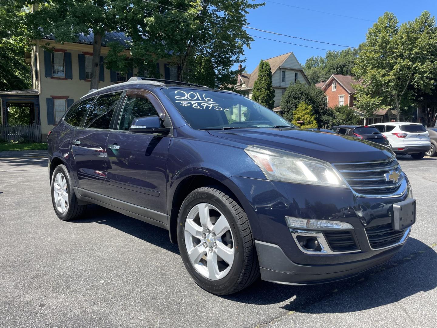 2016 Chevrolet Traverse 1LT AWD (1GNKVGKD2GJ) with an 3.6L V6 DOHC 24V engine, 6A transmission, located at 101 N. Main Street, Muncy, PA, 17756, (570) 546-5462, 41.207691, -76.785942- Photo#3