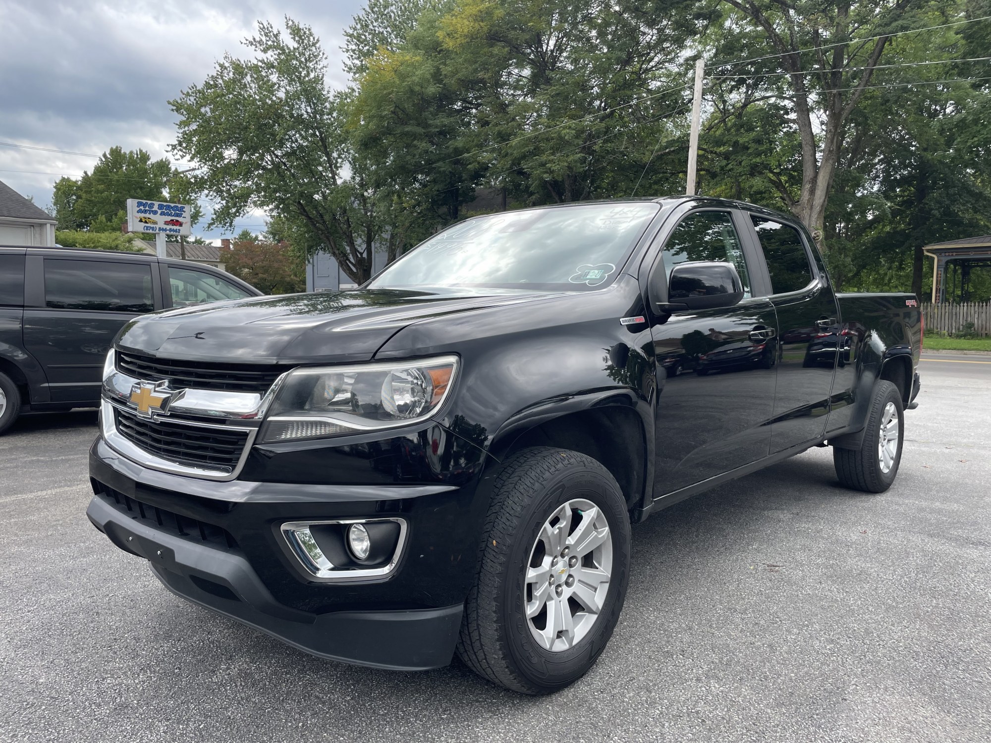 photo of 2018 Chevrolet Colorado LT Crew Cab 4WD Long Box