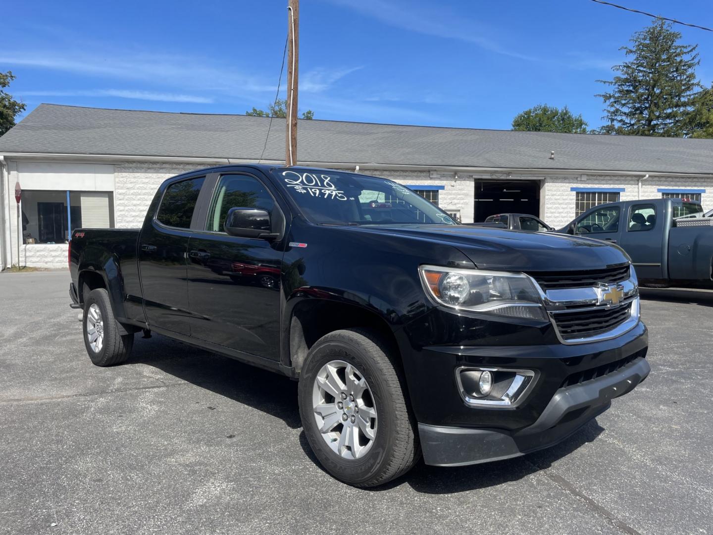 2018 Chevrolet Colorado LT Crew Cab 4WD Long Box (1GCPTCE13J1) with an 2.8L L4 DOHC 16V TURBO DIESEL engine, 6A transmission, located at 101 N. Main Street, Muncy, PA, 17756, (570) 546-5462, 41.207691, -76.785942- Photo#1