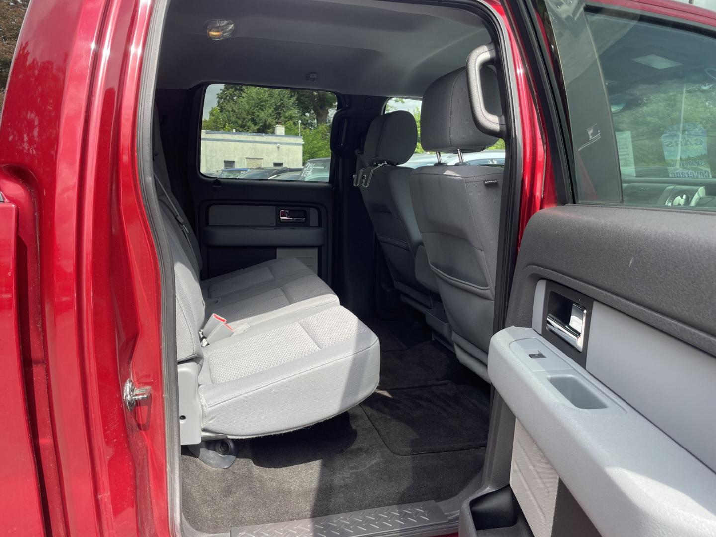 2013 Ford F-150 XLT SuperCrew 6.5-ft. Bed 4WD (1FTFW1ET0DF) with an 3.5L V6 TURBO engine, 6-Speed Automatic transmission, located at 101 N. Main Street, Muncy, PA, 17756, (570) 546-5462, 41.207691, -76.785942- Photo#9