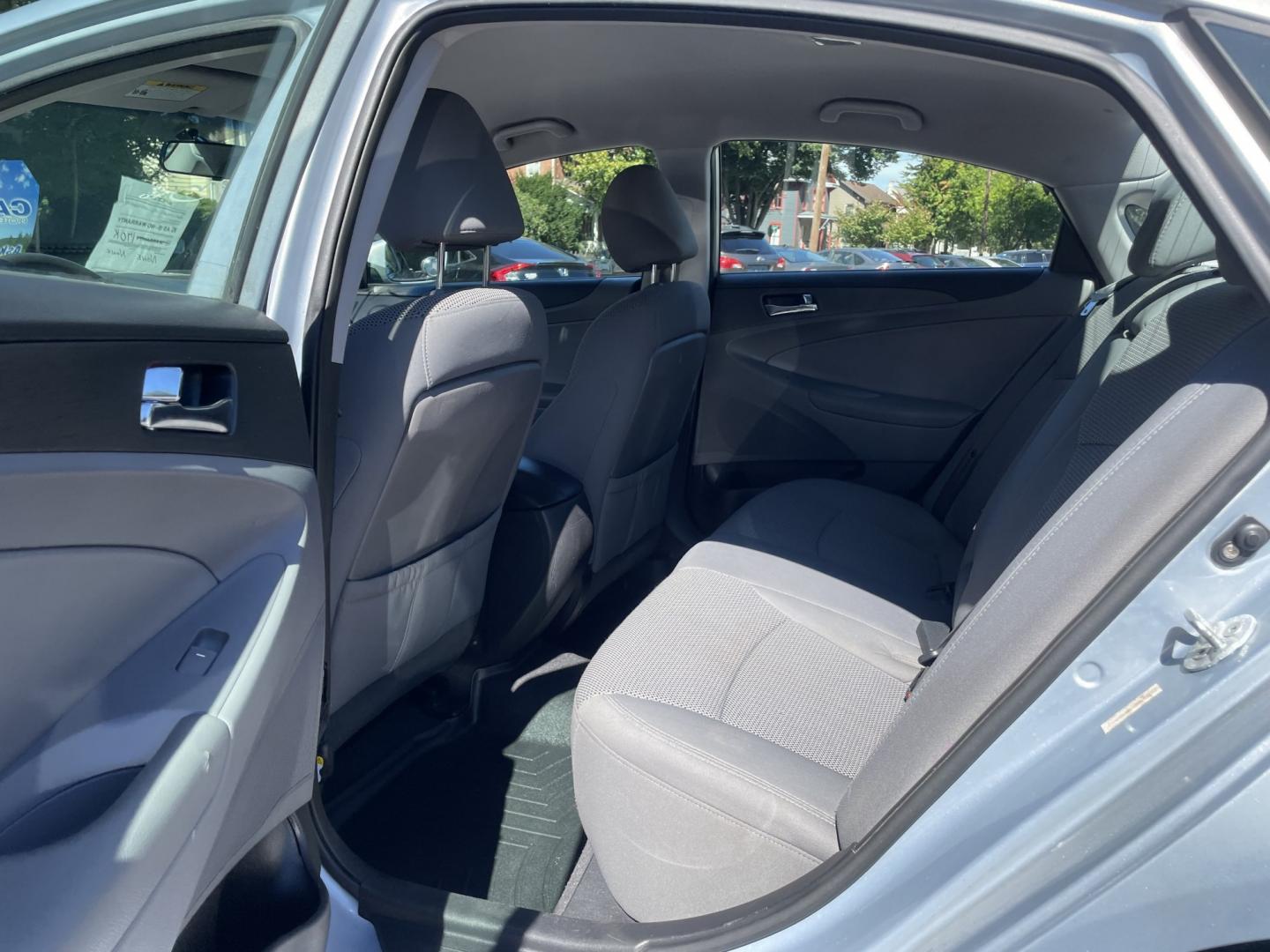 2011 Hyundai Sonata GLS Auto (5NPEB4AC6BH) with an 2.4L L4 DOHC 16V engine, 5A transmission, located at 101 N. Main Street, Muncy, PA, 17756, (570) 546-5462, 41.207691, -76.785942- Photo#5
