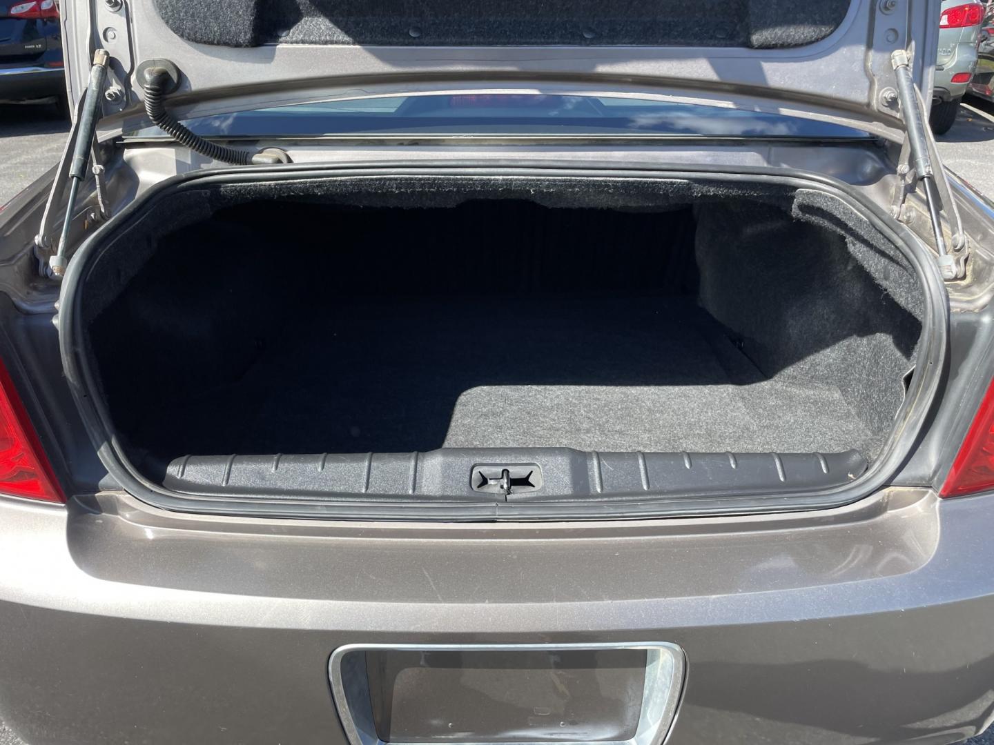 2012 Chevrolet Malibu 1LT (1G1ZC5EU0CF) with an 2.4L L4 DOHC 16V FFV engine, 6-Speed Automatic transmission, located at 101 N. Main Street, Muncy, PA, 17756, (570) 546-5462, 41.207691, -76.785942- Photo#6