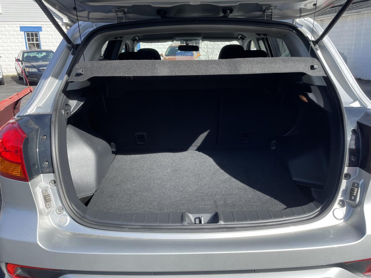 2019 Mitsubishi Outlander Sport 2.0 SE 4WD CVT (JA4AR3AU5KU) with an 2.0L L4 DOHC 16V engine, CVT transmission, located at 101 N. Main Street, Muncy, PA, 17756, (570) 546-5462, 41.207691, -76.785942- Photo#7