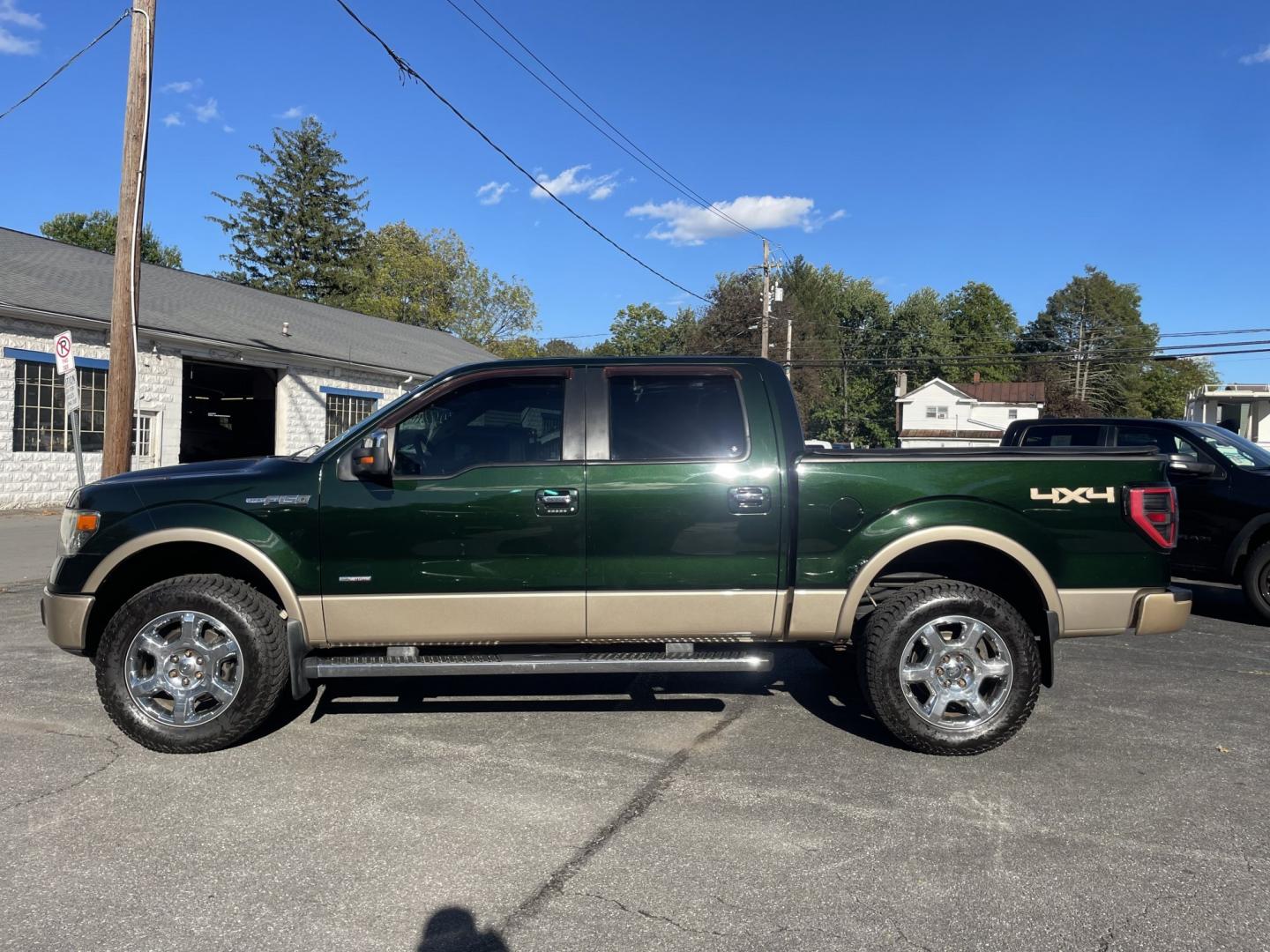2013 Ford F-150 Lariat SuperCrew 5.5-ft. Bed 4WD (1FTFW1ET7DK) with an 3.5L V6 TURBO engine, 6-Speed Automatic transmission, located at 101 N. Main Street, Muncy, PA, 17756, (570) 546-5462, 41.207691, -76.785942- Photo#5