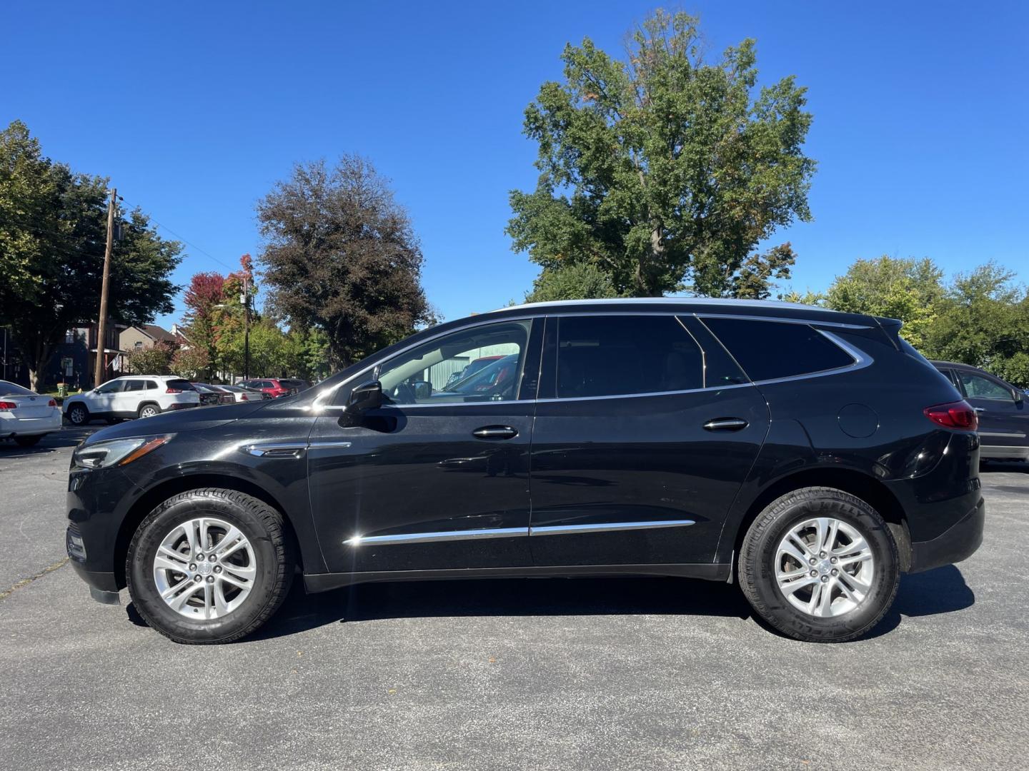 2020 Buick Enclave Essence AWD (5GAEVAKW9LJ) with an 3.6L V6 DOHC 24V engine, 9A transmission, located at 101 N. Main Street, Muncy, PA, 17756, (570) 546-5462, 41.207691, -76.785942- Photo#5 2020 Buick Enclave Essence AWD (5GAEVAKW9LJ) with an 3.6L V6 DOHC 24V engine, 9A transmission, located at 101 N. Main Street, Muncy, PA, 17756, (570) 546-5462, 41.207691, -76.785942- Photo#5