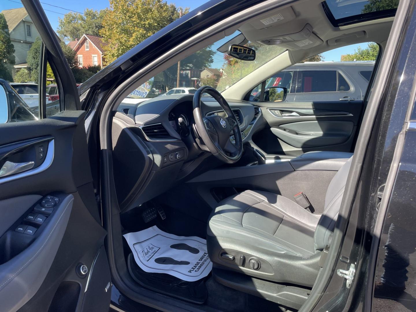 2020 Buick Enclave Essence AWD (5GAEVAKW9LJ) with an 3.6L V6 DOHC 24V engine, 9A transmission, located at 101 N. Main Street, Muncy, PA, 17756, (570) 546-5462, 41.207691, -76.785942- Photo#7 2020 Buick Enclave Essence AWD (5GAEVAKW9LJ) with an 3.6L V6 DOHC 24V engine, 9A transmission, located at 101 N. Main Street, Muncy, PA, 17756, (570) 546-5462, 41.207691, -76.785942- Photo#7
