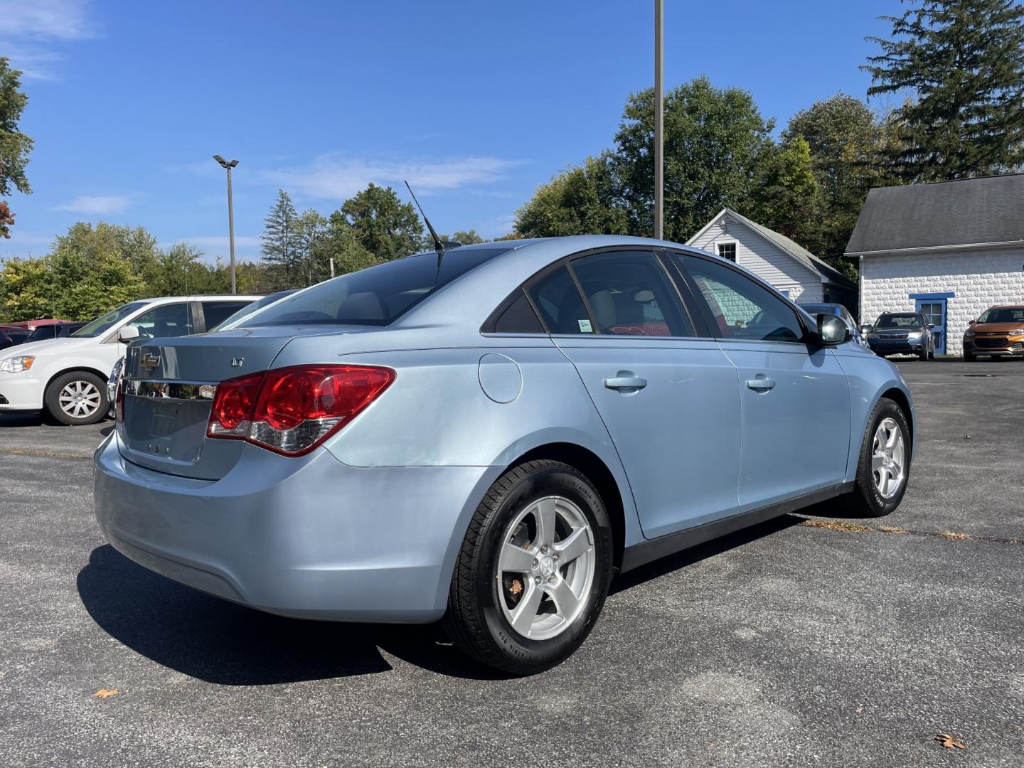 2012 Chevrolet Cruze 1LT (1G1PF5SC3C7) with an 1.4L L4 DOHC 16V TURBO engine, 6-Speed Automatic transmission, located at 101 N. Main Street, Muncy, PA, 17756, (570) 546-5462, 41.207691, -76.785942- Photo#3