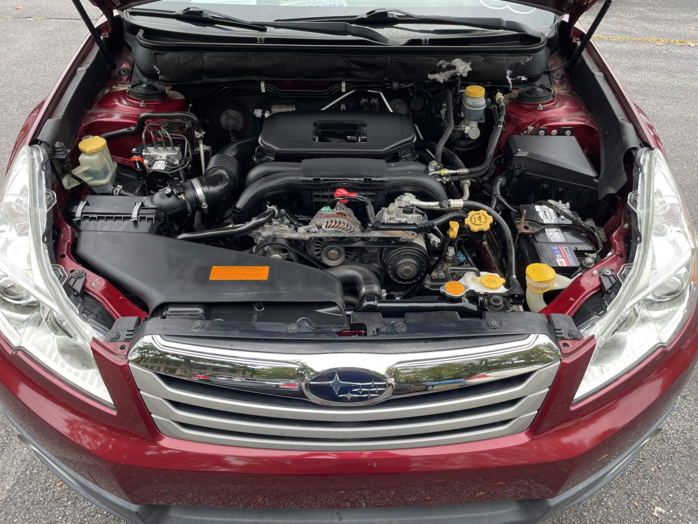 2012 Subaru Outback 2.5I Premium (4S4BRBCC3C3) with an 2.5L H4 DOHC 16V engine, located at 101 N. Main Street, Muncy, PA, 17756, (570) 546-5462, 41.207691, -76.785942- Photo#6