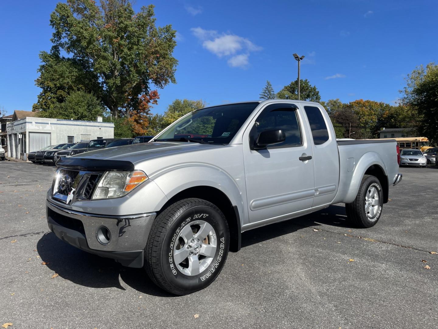 2011 Nissan Frontier PRO-4X King Cab 4WD (1N6AD0CW5BC) with an 4.0L V6 DOHC 24V engine, 5A transmission, located at 101 N. Main Street, Muncy, PA, 17756, (570) 546-5462, 41.207691, -76.785942- Photo#0