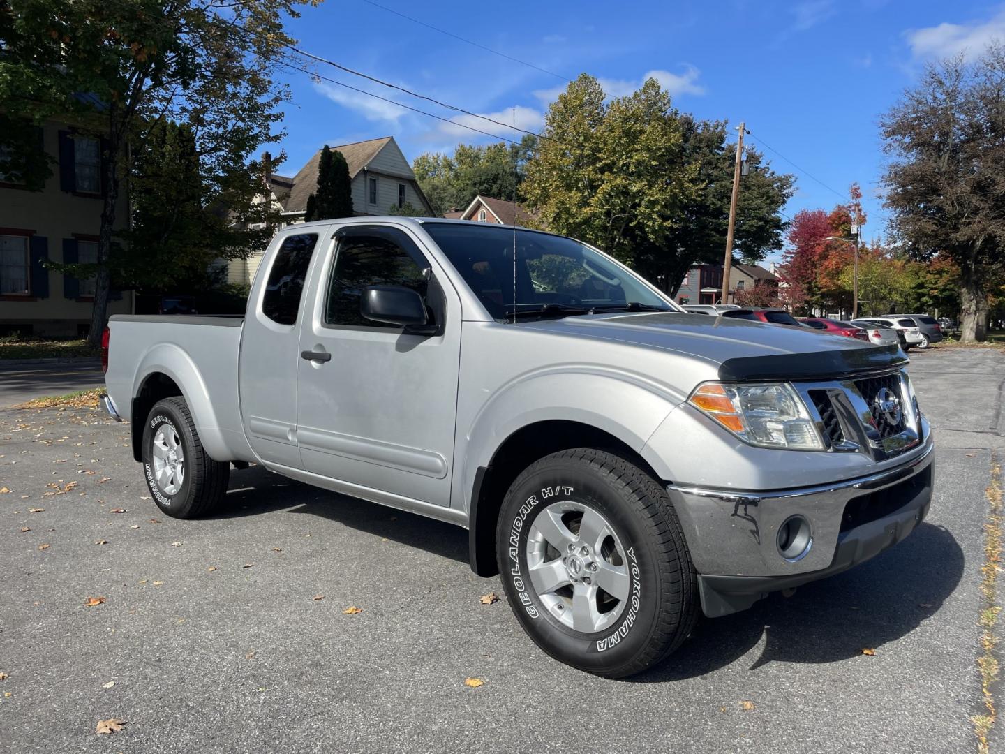 2011 Nissan Frontier PRO-4X King Cab 4WD (1N6AD0CW5BC) with an 4.0L V6 DOHC 24V engine, 5A transmission, located at 101 N. Main Street, Muncy, PA, 17756, (570) 546-5462, 41.207691, -76.785942- Photo#1