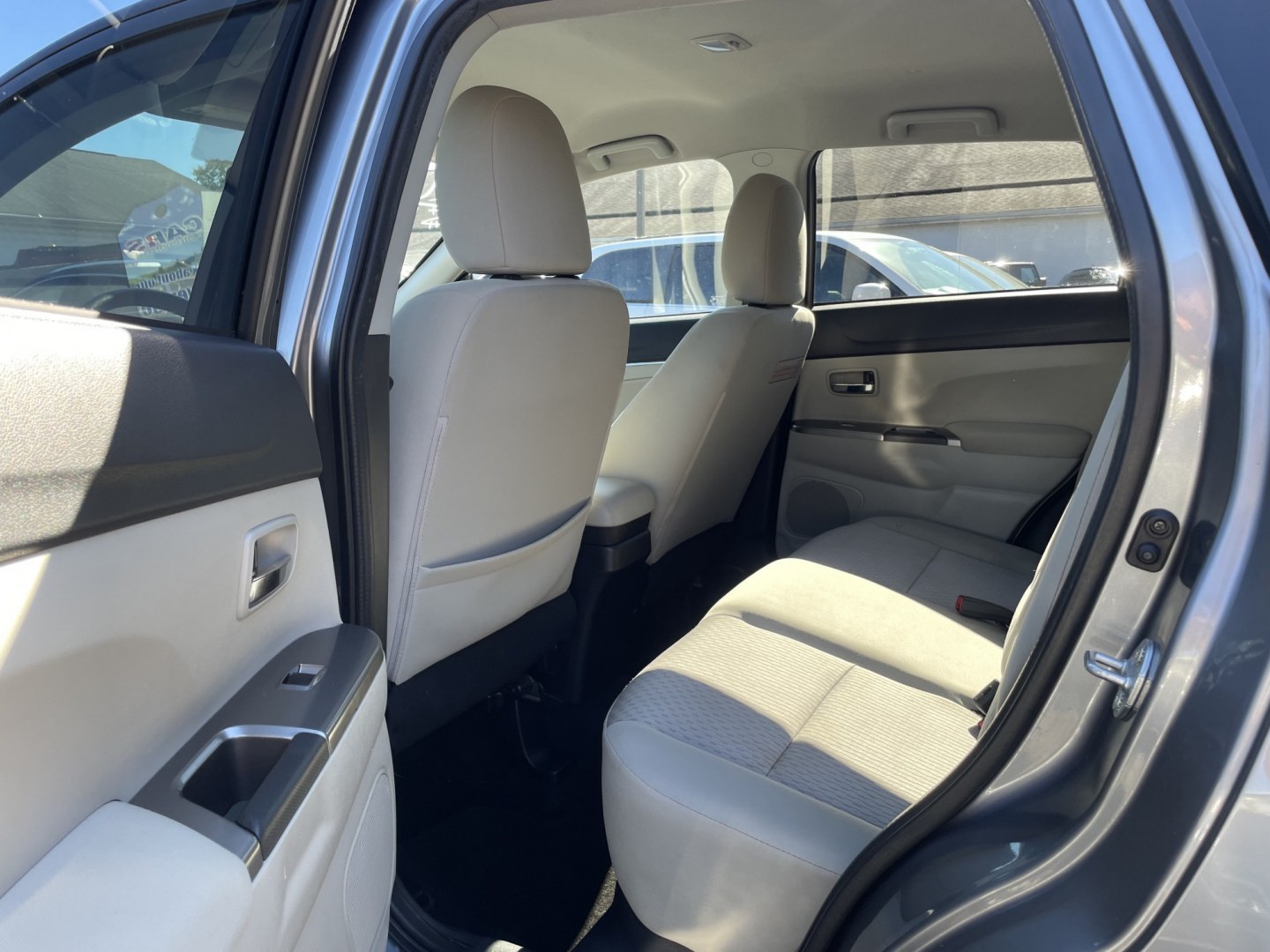 2018 Mitsubishi Outlander Sport 2.0 ES 4WD CVT (JA4AR3AUXJZ) with an 2.0L L4 DOHC 16V engine, CVT transmission, located at 101 N. Main Street, Muncy, PA, 17756, (570) 546-5462, 41.207691, -76.785942- Photo#6