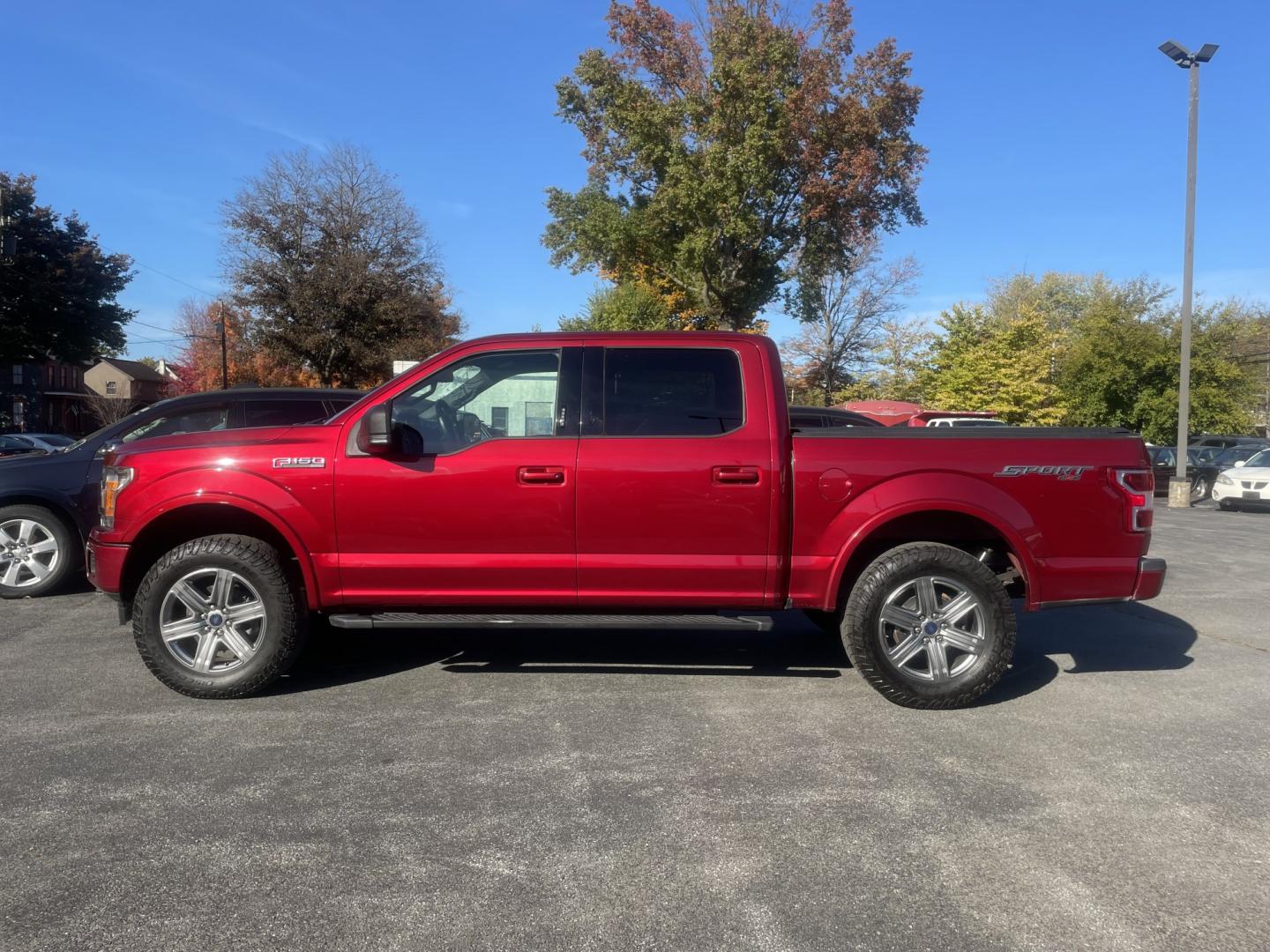 2019 Ford F-150 XLT SuperCrew 5.5-ft. Bed 4WD (1FTEW1EP2KF) with an 2.7L V6 DOHC 24V engine, 6A transmission, located at 101 N. Main Street, Muncy, PA, 17756, (570) 546-5462, 41.207691, -76.785942- Photo#3